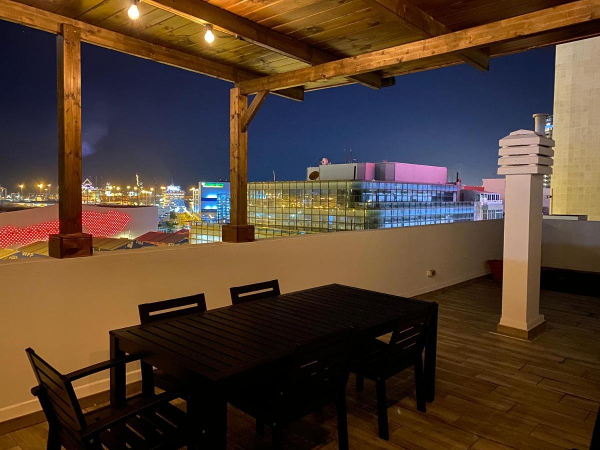 Holiday Home & Rooftop Lounge ラスパルマス・デ・グランカナリア エクステリア 写真